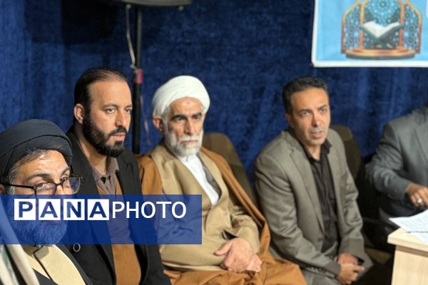 حوزه‌علمیه امام صادق(ع) میزبان پسران قرآنی اسلامشهر در مسابقات منطقه‌ای