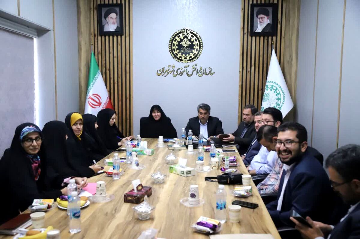 مدرسه کانون تعمیق باورهای دینی و ارزش‌های ملی است