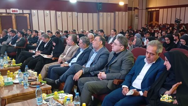 نشست هم‌اندیشی معاونین و مربیان پرورشی و مشاوران مدارس شیراز