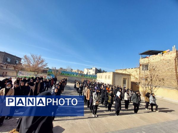 آماده‌سازی مدرسه حجاب باخرز برای دهه فجر و زنگ انقلاب