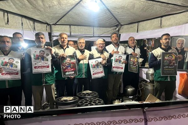 اجتماع با شکوه شهرستان ملارد در چهلم شهدای میناب