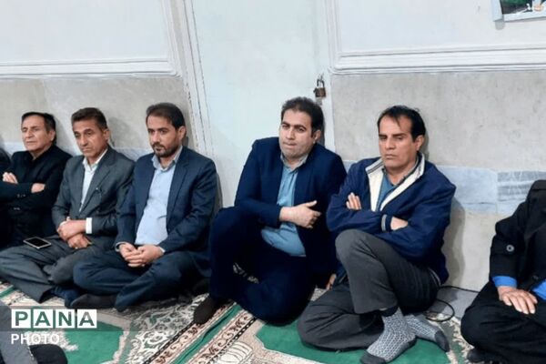 بیعت مردم روستای قلعه‌جلو با رهبر معظم انقلاب