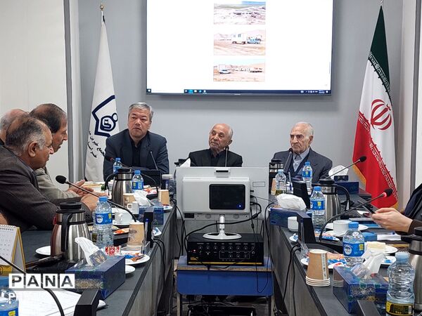 اولین جلسه هیئت مدیره مجمع خیرین مدرسه‌ساز خراسان رضوی در سال جدید