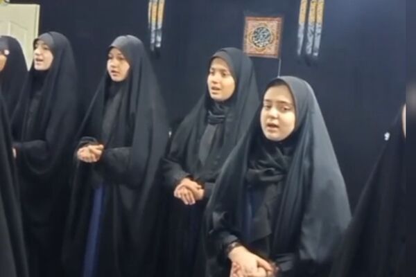 مراسم سوگواری حضرت فاطمه زهرا (س) در مدرسه عطر کوثر پردیس