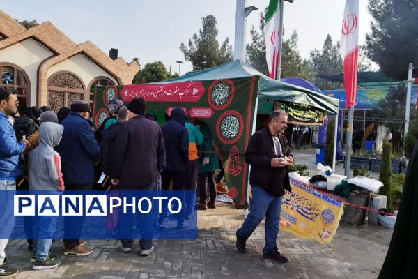 تجدید عهد با شهدا در رباط کریم