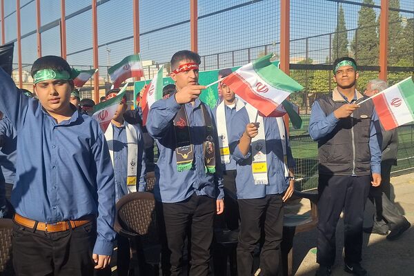 زنگ بیداری و استکبارستیزی دانش آموزان در مدارس شیراز 