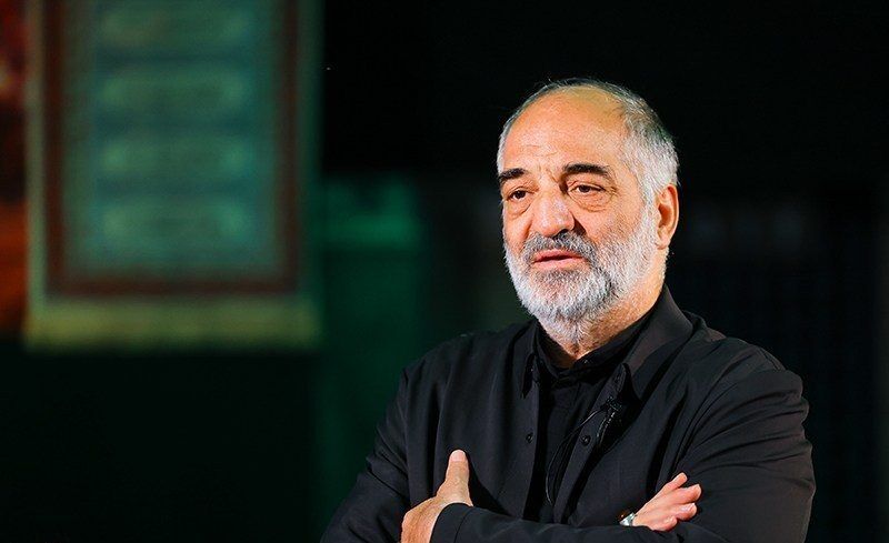 جوانان و نوجوانان برای پیمودن مسیر درست به بزرگان دین رجوع کنند