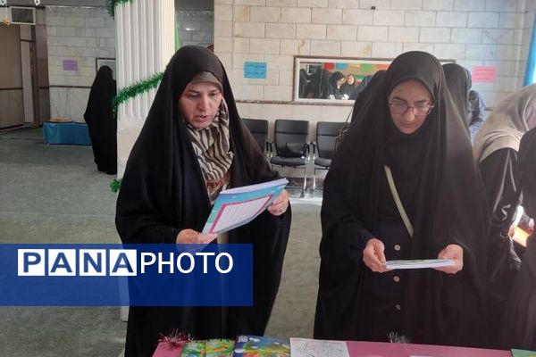 برگزاری نمایشگاه انجمن اسلامی در شهرستان سملقان