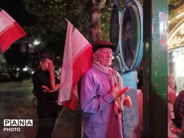 سدی از ایمان؛ بازگوییِ، شکوهِ اجتماعات شبانه در حسینیه امام خمینی(ره)