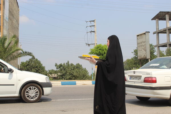 میزبانی دانش‌آموزان گلوگاهی از مسافران و زائران رضوی 