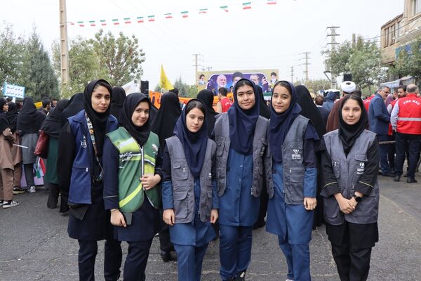 راهپیمایی 13 آبان در ناحیه یک بهارستان