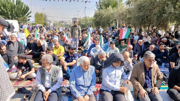 برگزاری نماز جمعه نصر به امامت رهبر معظم انقلاب اسلامی 