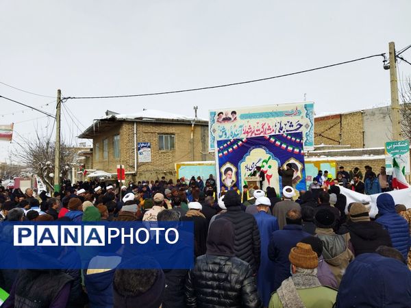 راهپیمایی یوم الله ۲۲ بهمن در شهر راز