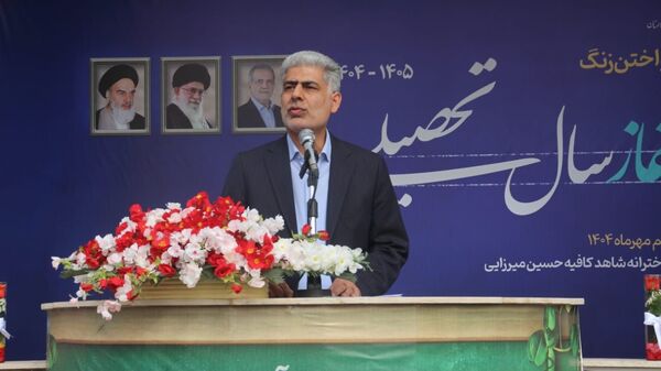 آیین نواختن زنگ آغاز سال تحصیلی در سمنان