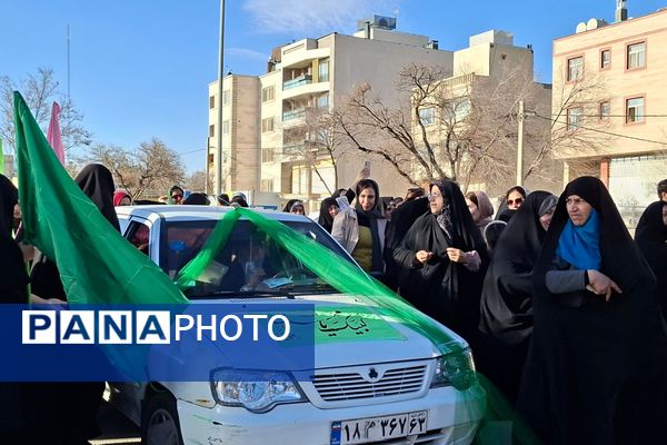 خوشحالی و شادی‌پیمایی در جشن تولد امام مهربان
