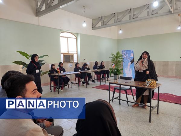 برگزاری باشکوه انتخابات شورای دانش‌آموزی در هنرستان زهرای مرضیه بندرعباس