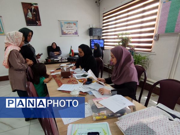 نوسازی و انجام اقدامات پروژه مهر در استقبال از بازگشایی مدارس در مدرسه عطیه شهرستان ملارد