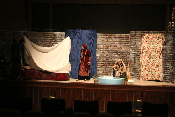 روایت «ماه گرفتگی» در قم