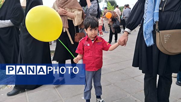 حضور پررنگ کودکان و نوجوانان در جشن عید غدیر 