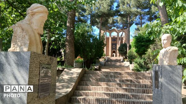 از آبی آرام دریاچه مادر تا عطر عرفان آرتیمانی؛ روایت زیبایی‌های تویسرکان