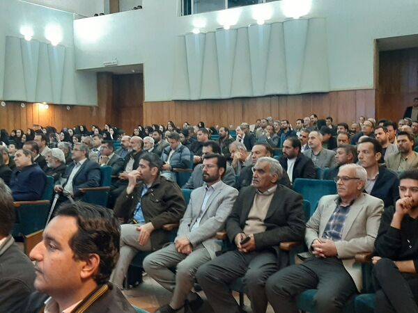 همایش «خشت های بهشتی»در کاشمر