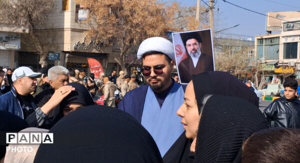 تربت جامی ها در بیعت با رهبر جدید انقلاب سنگ‌تمام گذاشتند