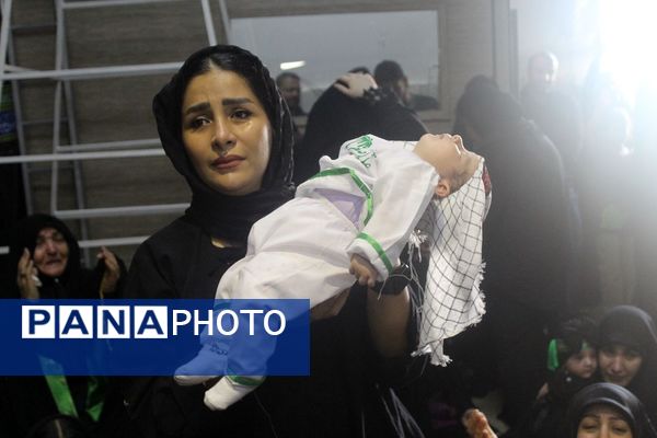 همایش شیرخوارگا‌ن حسینی در شهرستان فردیس 