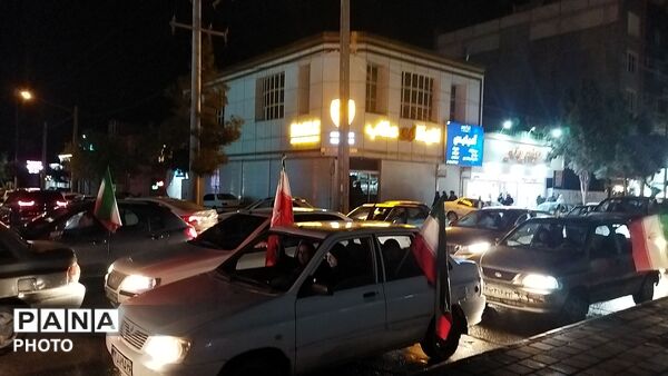 ماشین ها در بلوار فضل نیشابور حماسه آفریدند 