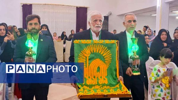 ضیافت افطاری در تالار نور یزد