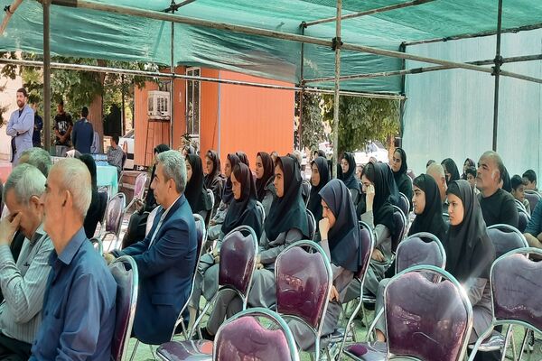 آیین خشت‌گذاری هنرستان اطلس روان کارا شهرستان پاکدشت 