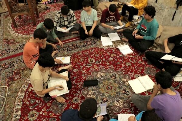 اعتکاف دانش آموزی در مساجد لنگرود