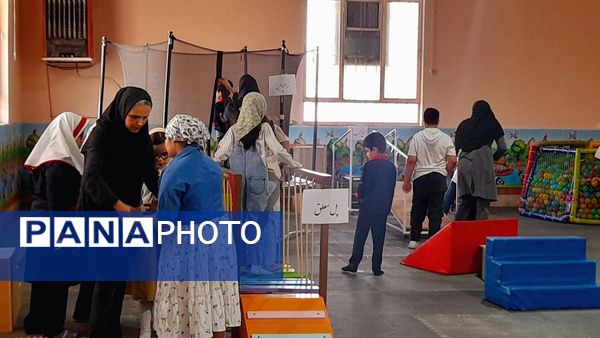 اختتامیه طرح «میدان پویا» در مدرسه استثنایی نابینایان پویا