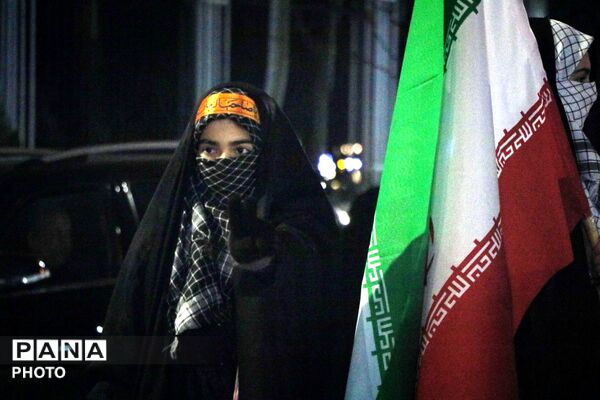 تجدید پیمان، بر مدار ایران