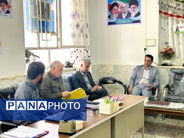 بازدید مدیر آموزش و پرورش کاشمر از مدارس این شهر