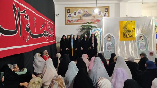 اعتکاف دانش‌آموزان دختر در مسجد سیدالشهدا شهرستان بجنورد 