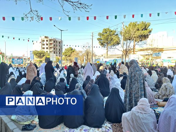 شکوه بندگی در قاب پانا 