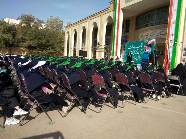 نواخته شدن زنگ مهر،زنگ خیرین و زنگ ایثار  در دبیرستان حسین ملایی