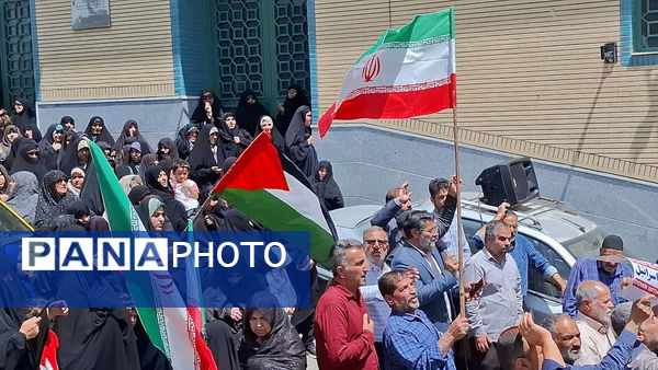 راهپیمایی ضدصهیونیستی مردم روستای فردو