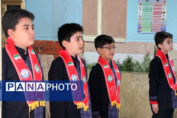 حضور مدیر سازمان دانش‌آموزی شهرستان‌های استان تهران در مراسم گرامیداشت سردار دل‌ها در ناحیه 2 شهرری 