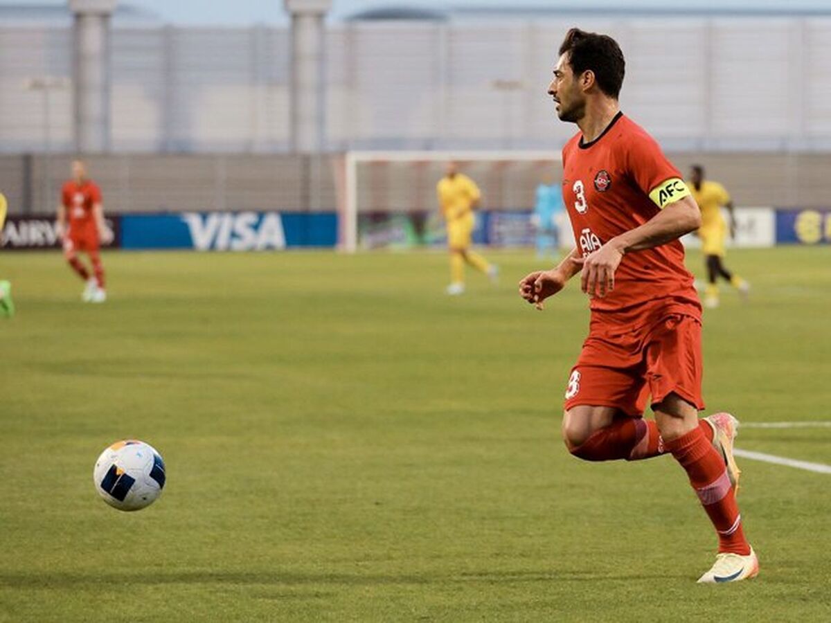 شکایت پرسپولیس از استقلال و خلیل‌زاده رد شد