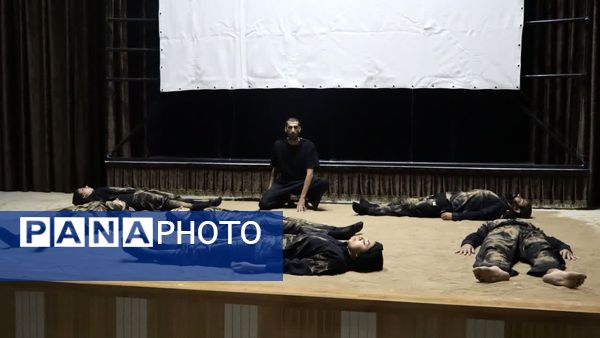 چهار نمایش از فارسان در مرحله بازبینی سی و هفتمین جشنواره تئاتر استانی به روی صحنه رفت