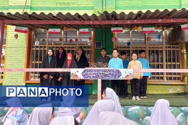 جشن نیمه شعبان و فجر با شور پیشتازان در مدرسه شهید جواد سرافراز