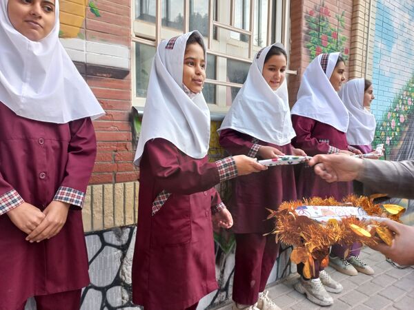 جلسه توجیهی  سفیران سلامت دبستان دخترانه شطیطه۲