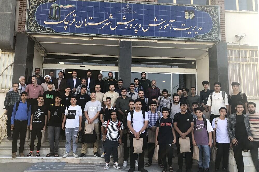 اعزام کاروان راهیان نور شمال غرب دانش‌آموزی و بسیجیان شهرستان قرچک
