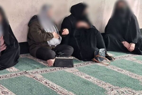 توزیع بسته‌های معیشتی در مدرسه عمار نصیرشهر