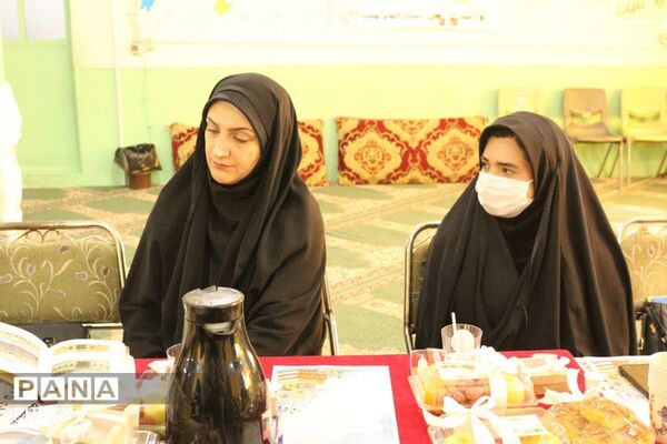 نشست تخصصی بررسی مسائل آموزشی در مدرسه «گل‌های بهشت»