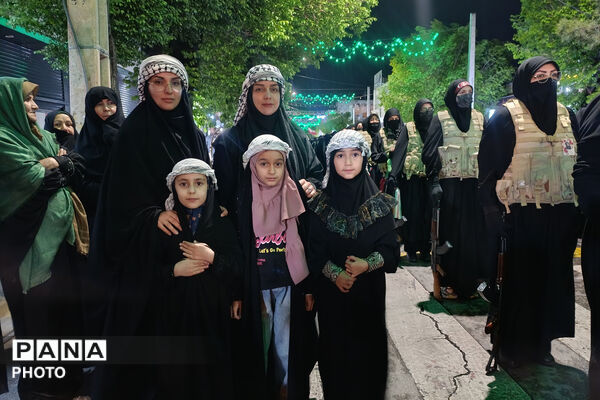 همایش دختران جان‌فدای آباده در میدان مقاومت