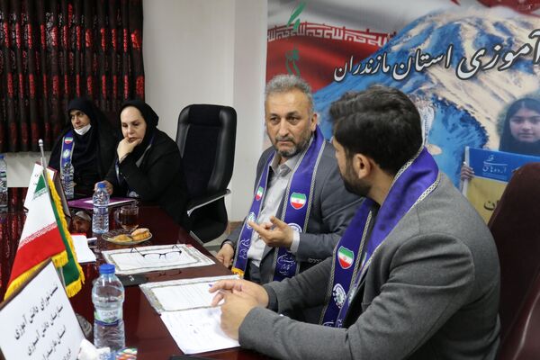 نشست اعضای شورای دانش‌آموزی مازندران 