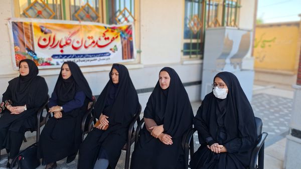 نواخته شدن زنگ مهر در  مدارس شهرستان لنده