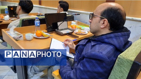 جلسه کارشناسان پژوهش استان خراسان رضوی